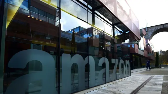 Amazon vs Walmart: Perang Stablecoin, Bayar Digital Memanas?