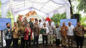 Indo Tambangraya: Hibah Pusat Persemaian Mentawir untuk Negeri