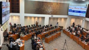 Dana MBG Pusat Mengendap? DPR Kritik Pemda Pasif