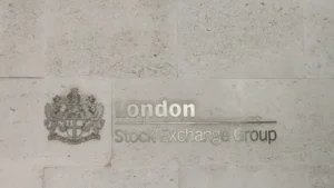 IPO London Anjlok: Pendanaan Terendah 30 Tahun, Kenapa?