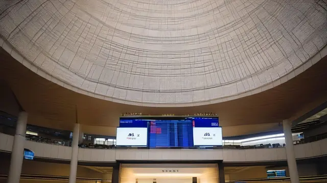 Saham Vietnam Melonjak: Kesepakatan AS Dorong Rekor Tertinggi