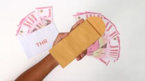 THR & Pensiun Karyawan Kontrak? Begini Aturan Lengkapnya